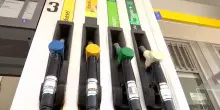 Caro carburanti, l'Italia ha speso pi&ugrave; di due miliardi di euro per contrastare rialzi