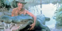 Crocodile Dundee usciva 40 anni fa, le 10 curiosit&agrave; sul film cult