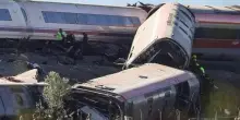 Spagna, scontro tra treni ad alta velocit&agrave;: decine di morti