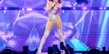 Jennifer Lopez annuncia il nuovo singolo Proof of Love