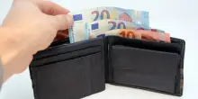 Cgia: italiani sempre pi&ugrave; indebitati, quasi 7mila euro a famiglia