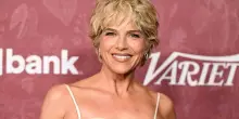 Selma Blair ha aggredito una hostess su un volo ed &egrave; stata arrestata