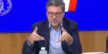 Mentre guarda alla Manovra la politica dibatte sul 'centro'