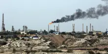 Iran, media: 'Diverse esplosioni a Kharg, colpita petroliera'. LIVE