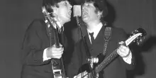 The Beatles, il nastro con Lennon e McCartney al lavoro su Day Tripper
