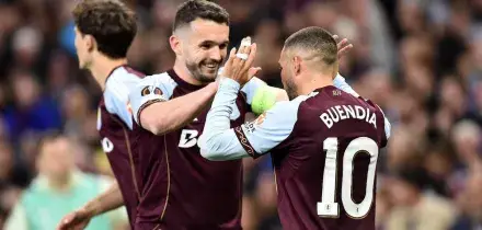 L'Aston Villa &egrave; in finale: Nottingham travolto 4-0