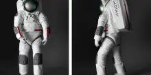 Spazio, nuove tute per astronauti sulla Luna firmate Prada Axiom Space