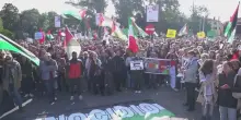 Sciopero a Venezia, manifestazione su ponte translagunare