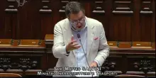Disagi treni, Salvini: puntualit&agrave; aumentata nell'ultimo triennio
