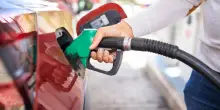 Benzina nel motore diesel per errore, cosa fare per evitare danni