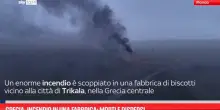 Grecia, incendio in una fabbrica: morti e dispersi