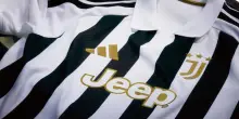 Juventus, presentata la nuova maglia per la stagione 2026-27. FOTO