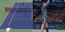 Bublik, che magia: vol&eacute;e da applausi con Zverev. VIDEO