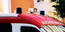 Maiorca, turista muore travolto da un lampione abbattuto da un bus