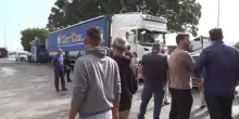 Protesta tir, mancano generi alimentari e carburante