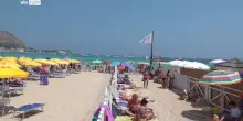 Palermo, tanti turisti tra monumenti e mare