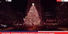 New York, accensione albero di Natale a Rockefeller Center