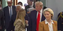 La reazione delle opposizioni alle parole di Trump su Meloni