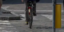 Ciclista trovato morto in Salento, ipotesi auto pirata