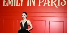 Emily in Paris rinnovata: Netflix conferma la stagione 6