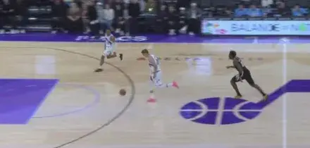 Preseason NBA, la super schiacciata di Markkanen agli Spurs