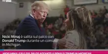 Nicky Minaj sul palco accanto a Donald Trump in Michigan