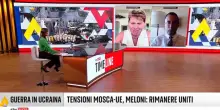 Sky TG24, Timeline, la politica tra nodi esteri e interni