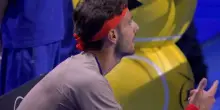 VIDEO. Musetti, suona la sveglia del telefono durante il match: cosa &egrave; successo