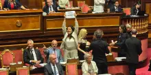 Delmastro, giunta Camera nega uso chat con Caroccia. Bagarre in Aula