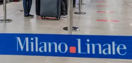 Uomo fermato a Linate: aveva in valigia carte Pokemon per 90mila euro