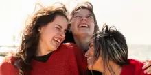 Ridere fa bene alla salute? Ecco cosa dice la scienza