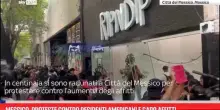 Messico, proteste contro caro affitti e residenti Usa