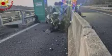 Olbia, abbandona la moglie in strada e guida contromano: morto 34enne