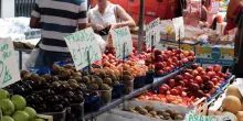 Inflazione, aumento al 3,3% ad agosto: massimo negli ultimi 3 anni