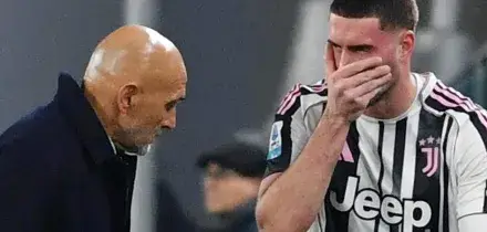 Juve, Vlahovic si ferma: esami oggi e lunedì. VIDEO