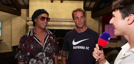 Ronaldinho &egrave; in Italia: 'Progetto Ravenna bellissimo'