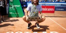 Tsitsipas torna a vincere: &egrave; il campione di Gstaad