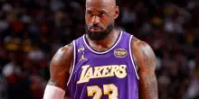 I dettagli del contratto di LeBron con i Sixers