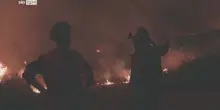 Spagna, incendio León: notte di lavoro per vigili del fuoco