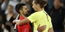 Il messaggio di Djokovic a Zverev dopo la vittoria al Roland Garros