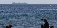 Yemen accusa Houthi per attacco a nave nel Mar Rosso: '4 i morti'