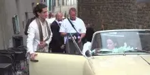 Il matrimonio di Damiano David e Dove Cameron in Toscana. VIDEO