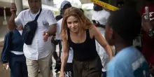 Shakira in Colombia dopo il terremoto vuole ricostruire le scuole