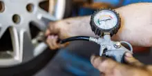 Pressione gomme dell'auto, qual &egrave; quella corretta e come misurarla