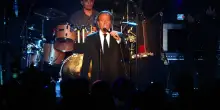 Spagna, Julio Iglesias denuncia vicepremier per diffamazione