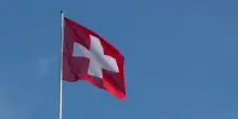 Svizzera, ok a tassa sui lavoratori (e non) stranieri: come funziona