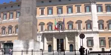 Tensioni su legge elettorale e polemiche su conte e Russia