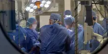 Lecce, morta dopo intervento al seno in clinica privata: tre indagati