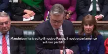 Esptein, Starmer: Mandelson ha tradito il Paese