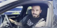 Milan, Gila saluta i tifosi della Lazio: 'Partir&ograve; presto'. VIDEO